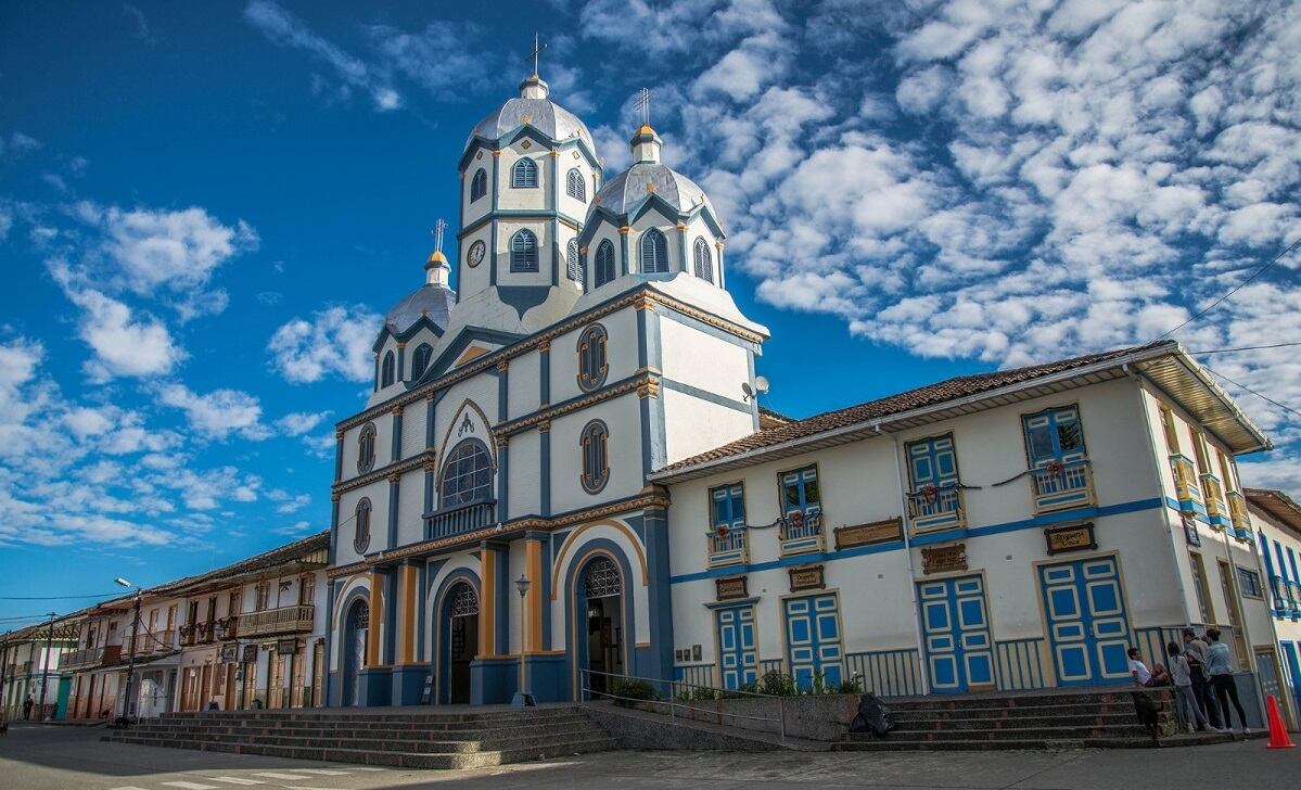 Filandia tendrá un intercambio de experiencias y buenas prácticas, aprendizajes y oportunidades con más de 100 destinos miembros alrededor del mundo. Iglesia Filandia Quindío. Foto: Mauricio Arango Mendoza.