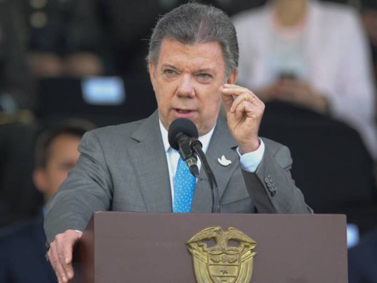 Santos confía en que en 2016 conservadores regresen a la Unidad Nacional