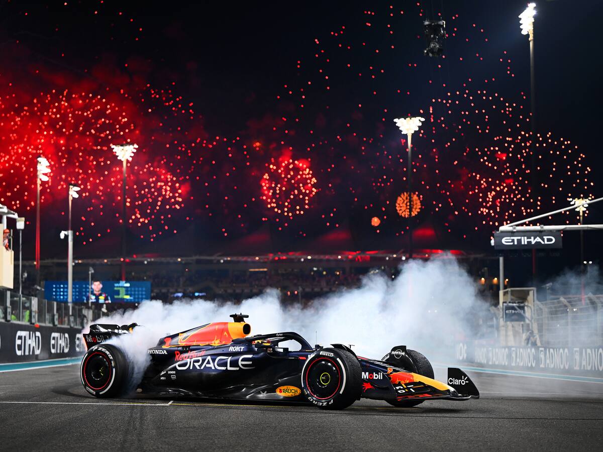Max Verstappen cierra la temporada 2023 con victoria en el Gran Premio de Abu Dabi