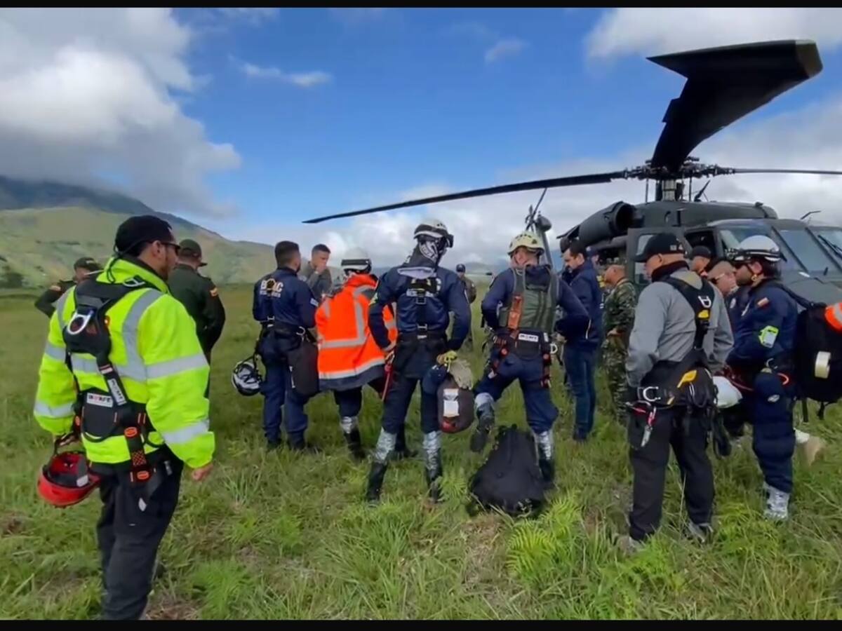Van siete cuerpos recuperados tras el siniestro de una avioneta en Urrao, Antioquia