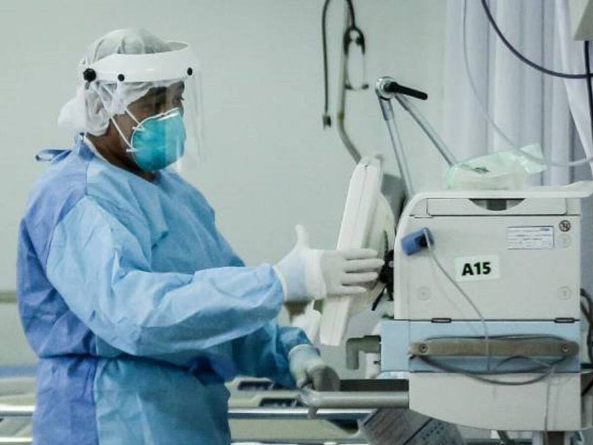 Santander tiene activos más de 10 mil casos de COVID-19