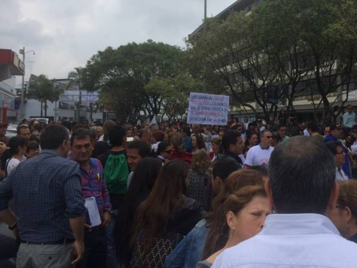 En Manizales mil docentes se unen a la jornada del paro nacional