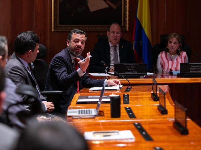 “Se necesitan reformas al sistema judicial”: Galán tras asistir al Consejo de Estado