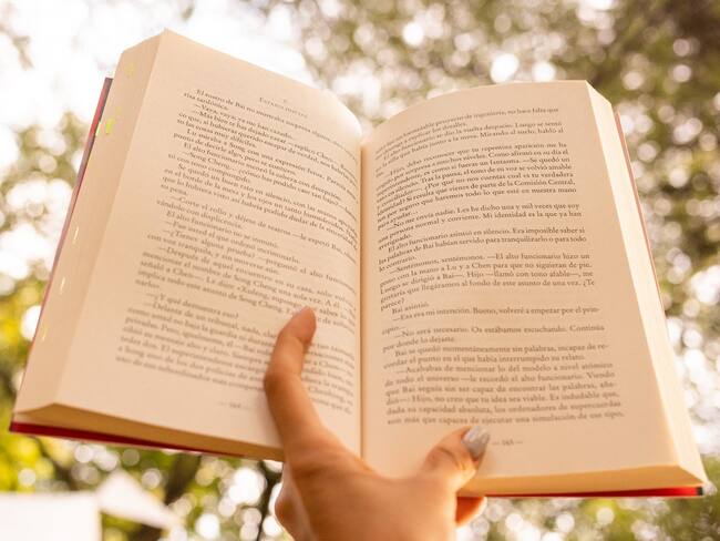 Regresa el premio León de Greiff al mérito literario