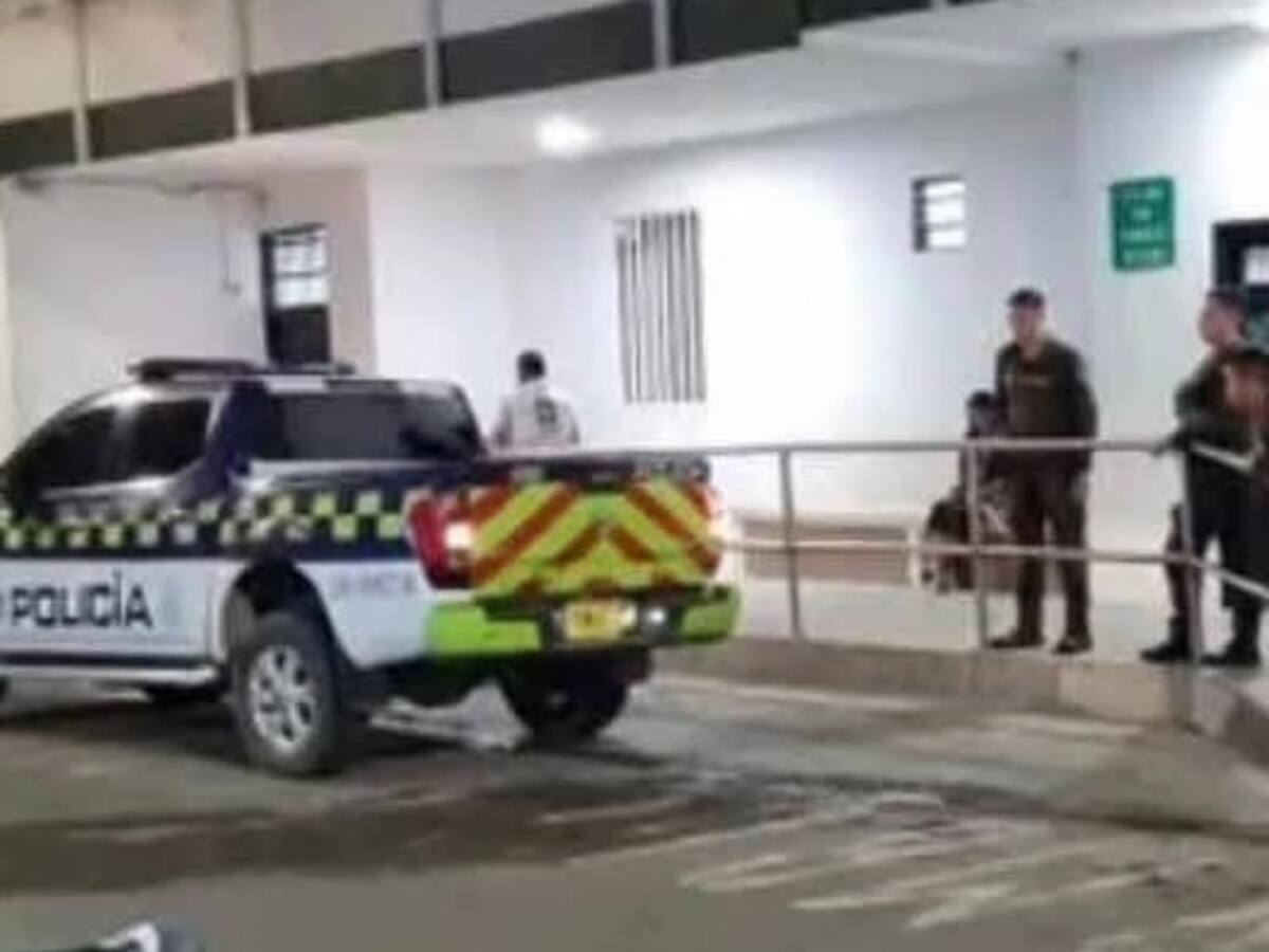 Ataque con explosivo en el norte del Cauca dejó un policía herido