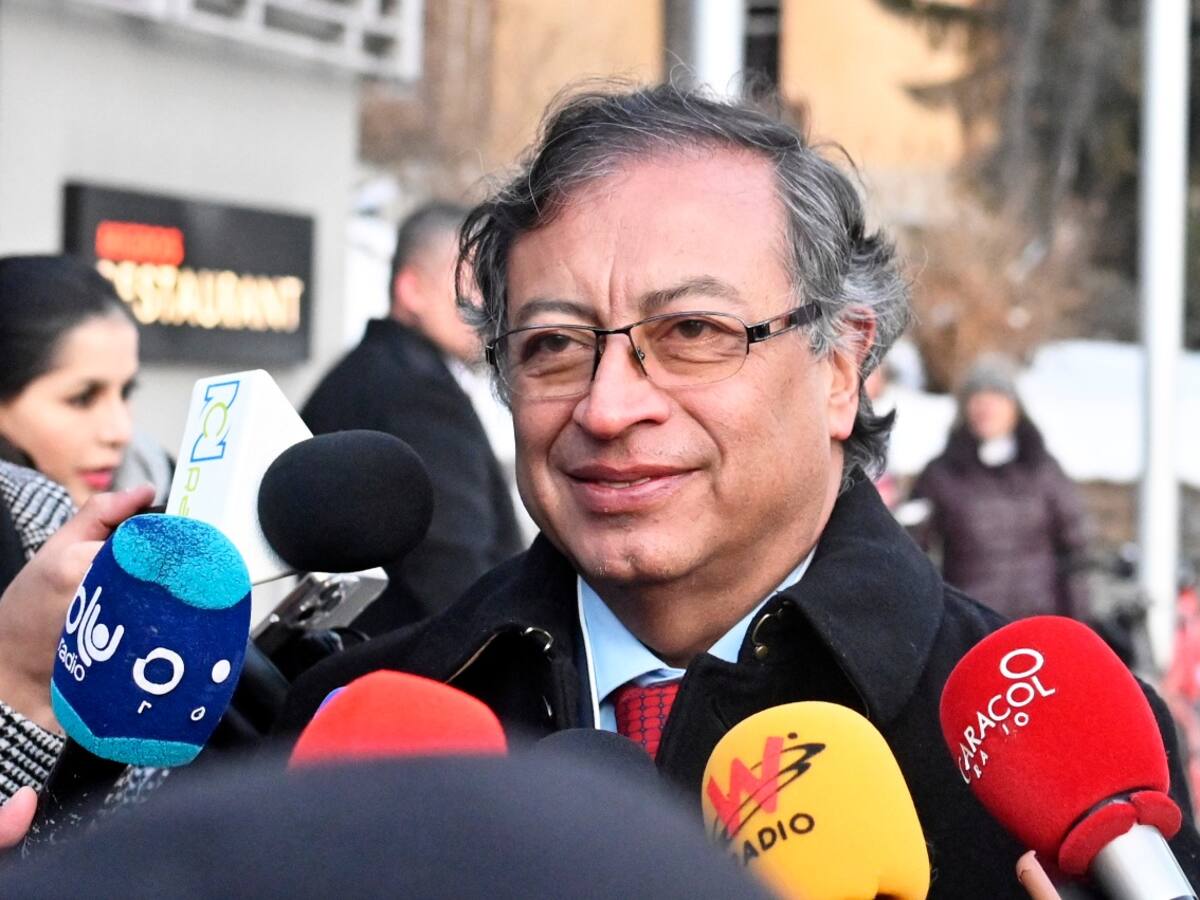 Petro insiste en que cese al fuego con ELN no fue unilateral