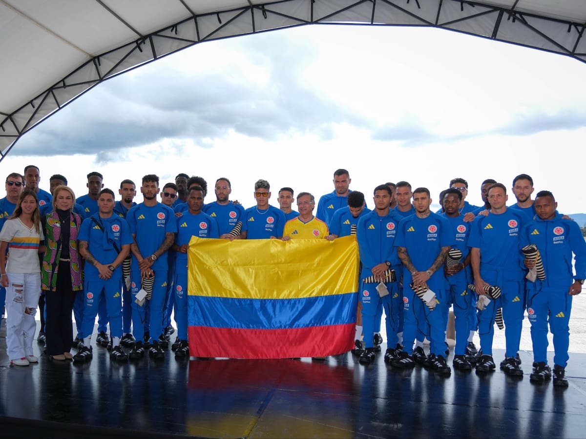 La Selección Colombia recibió el pabellón nacional: “Con todo a representar al mejor país del mundo”