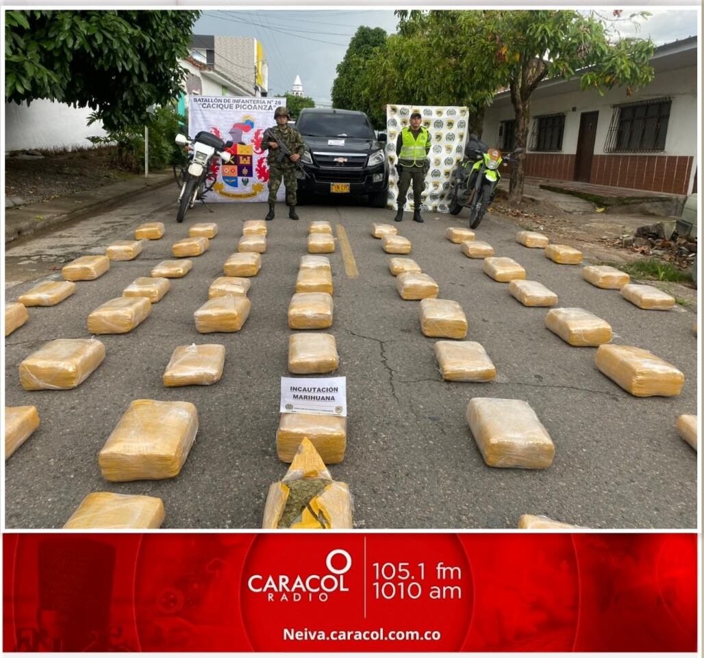 El estupefaciente con un valor en el mercado ilícito de $626.000.000 y la camioneta, fueron puestos a disposición de la autoridad competente.