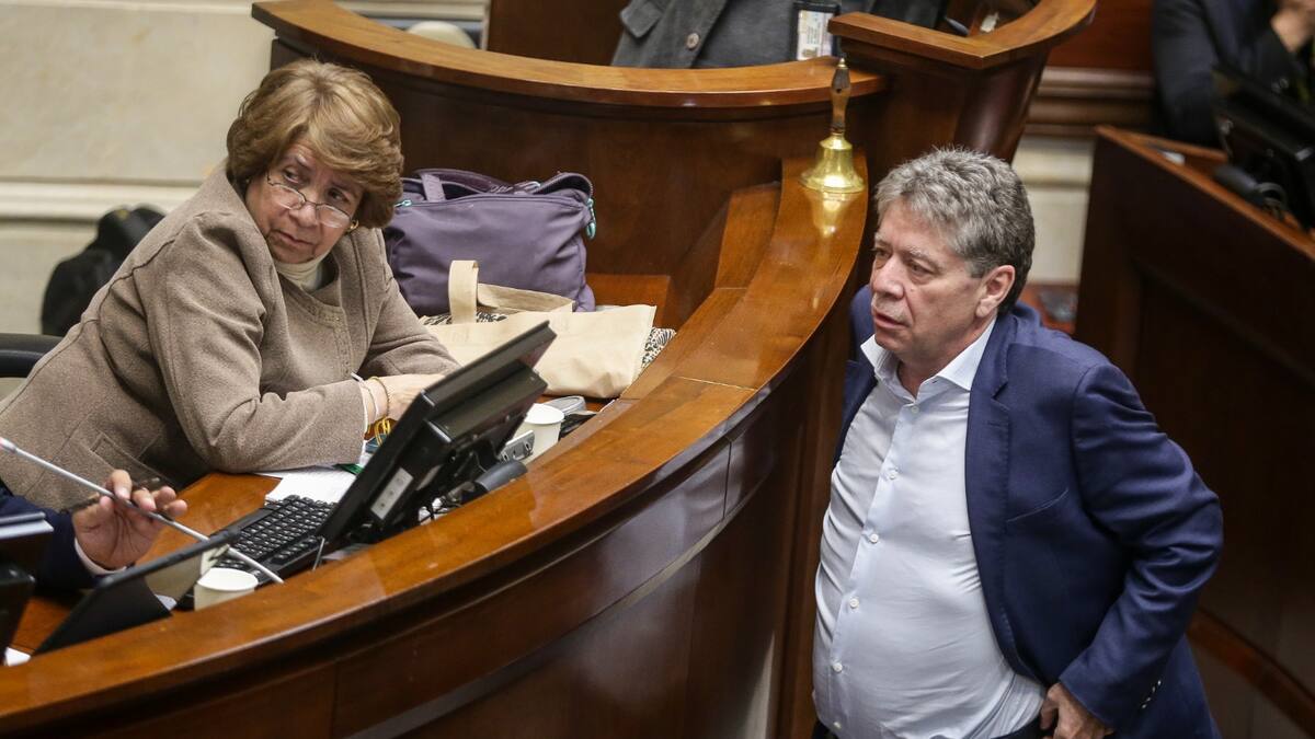 Senado negó ponencia alternativa a reforma laboral con 12 votos