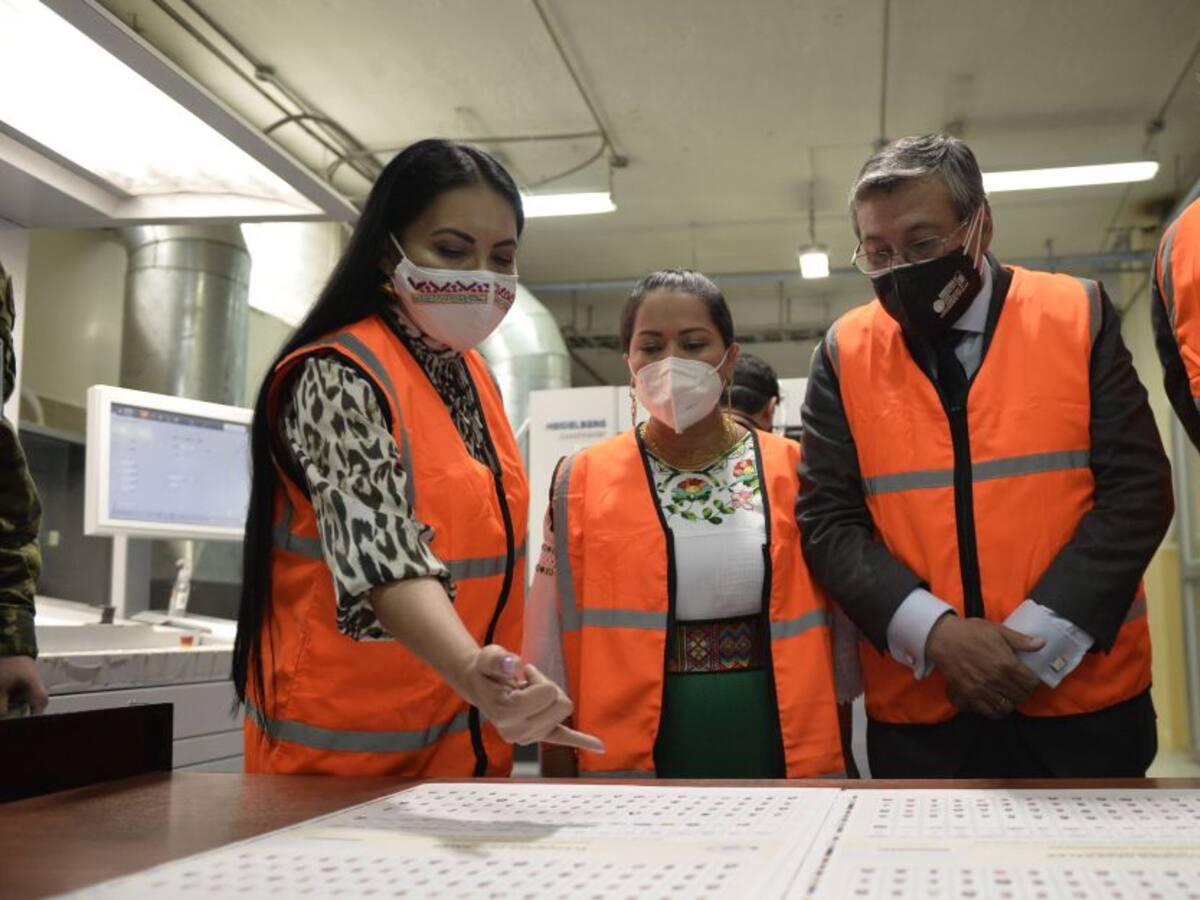 Ecuador se prepara para elegir presidente en medio de la pandemia
