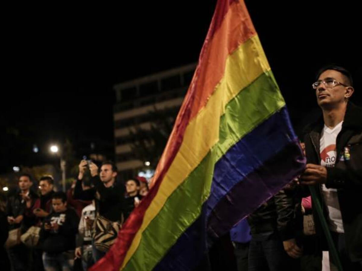Padres no tienen que renunciar a su pareja homosexual para tener custodia de sus hijos