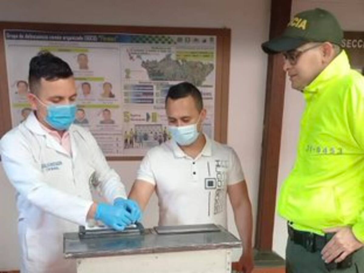 Se entregó agresor de agente de tránsito