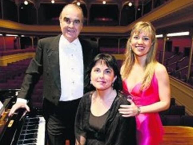 Tenor español José Antonio Urdiain actúa en Bogotá con la 'ilusión de un principiante'