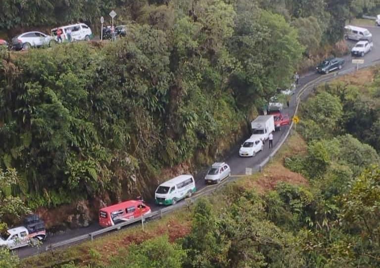A partir de hoy sábado y hasta nueva orden el tránsito en la zona se estableció en doble sentido.