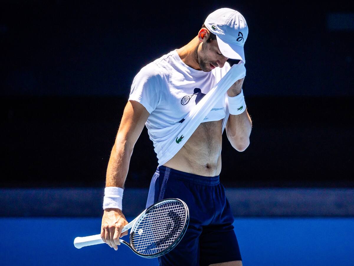 Novak Djokovic enciende las alarmas: ¿podría perderse el Abierto de Australia?