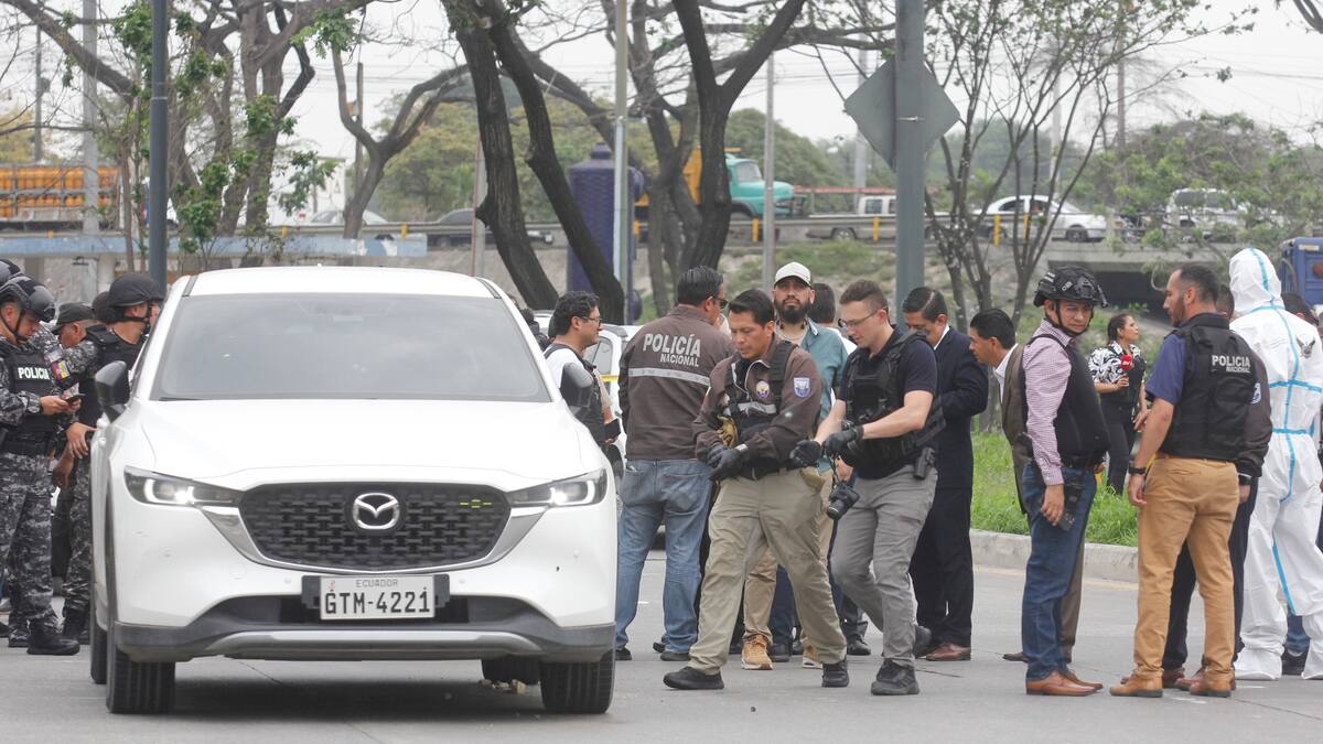 Gobierno de Ecuador rechaza “toda forma de violencia” tras asesinato de fiscal antimafia