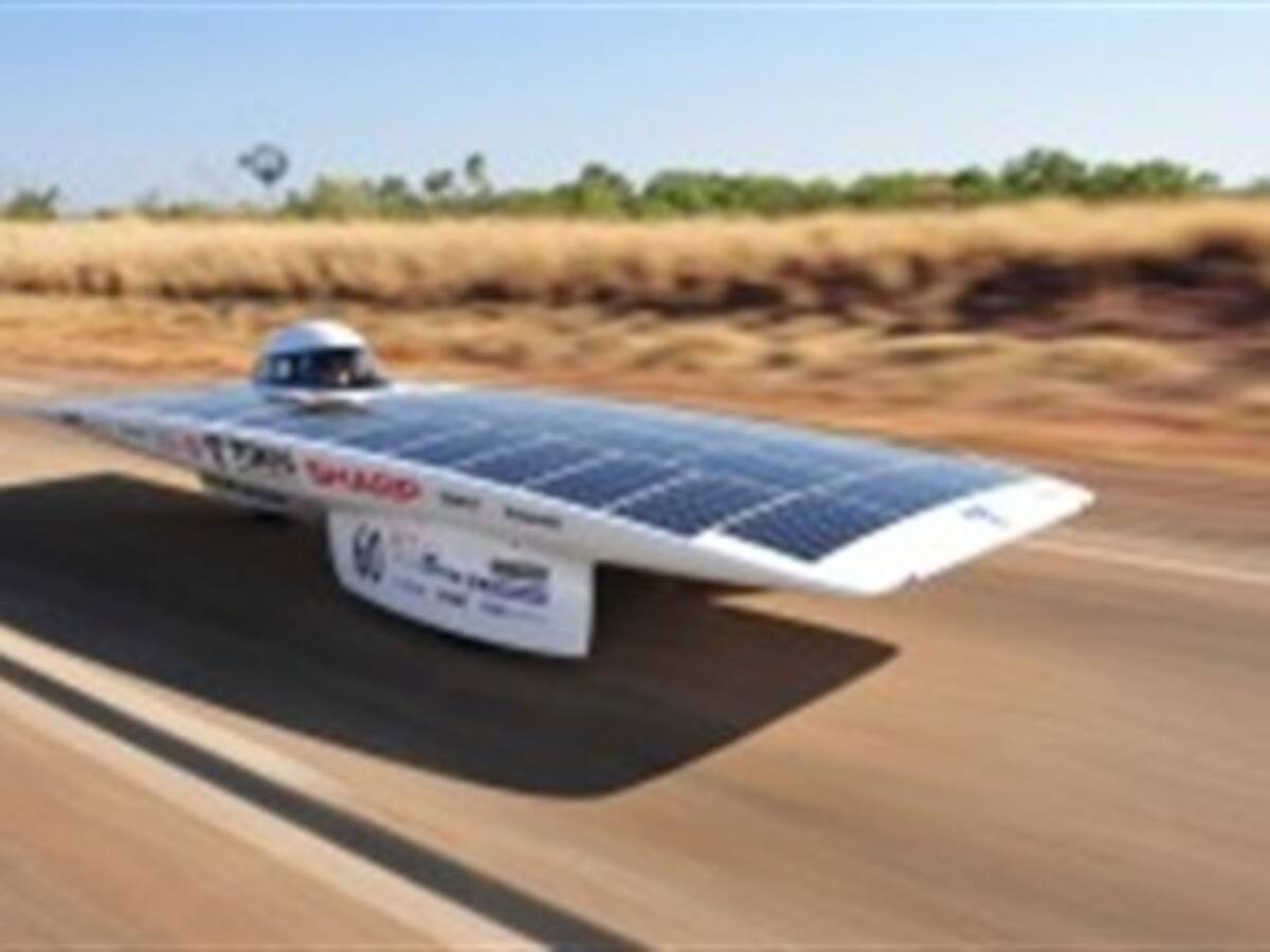Autos solares culminan con éxito su travesía del desierto chileno