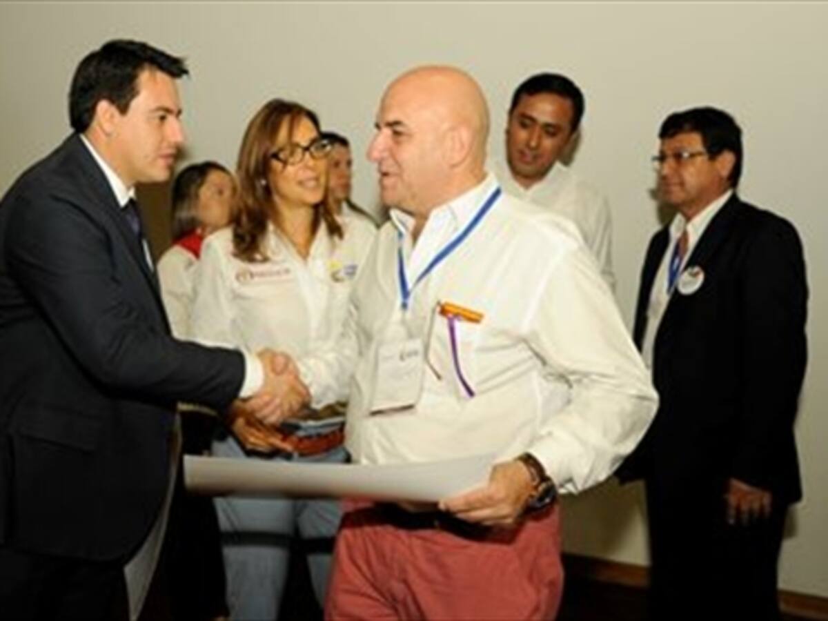 Mineducación invertirá 40 mil millones de pesos en Caldas