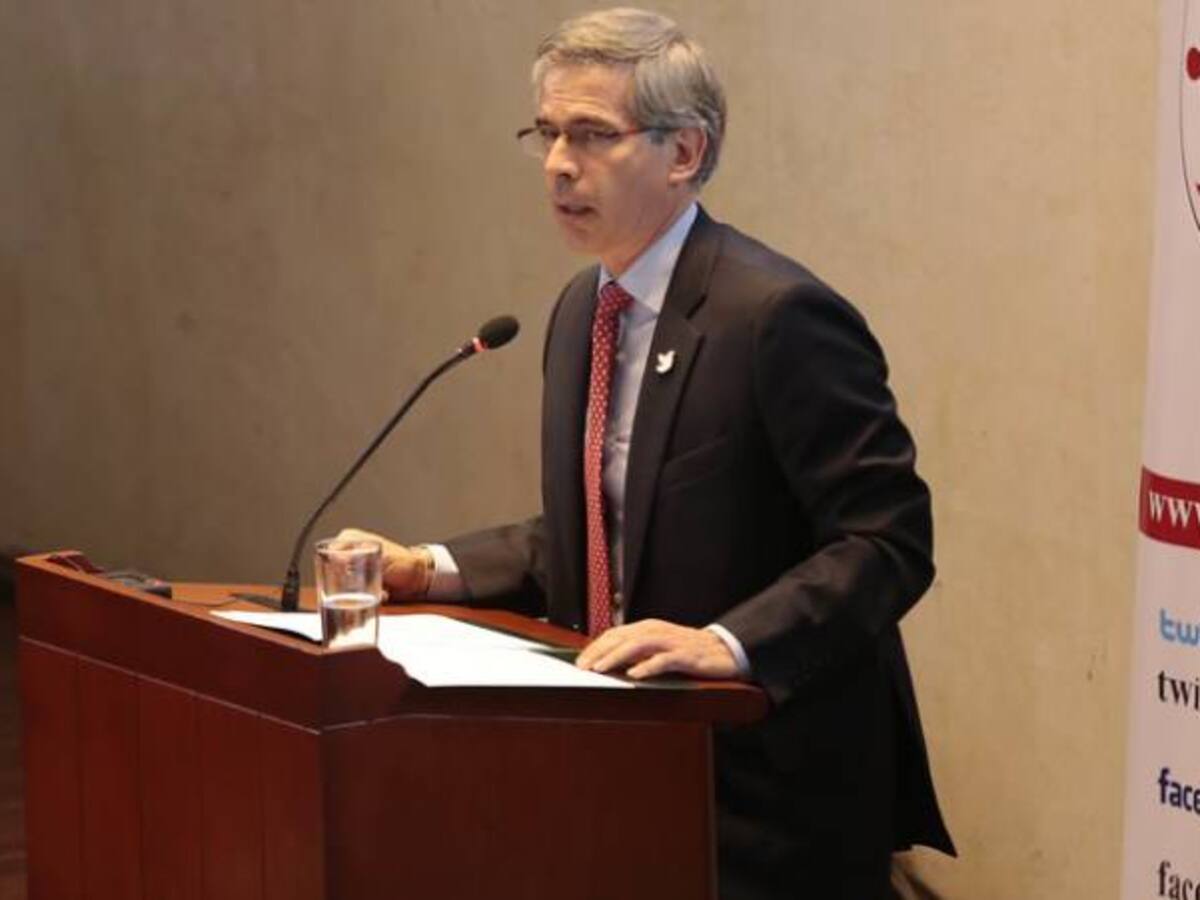 Renunció el ministro de Justicia, Yesid Reyes