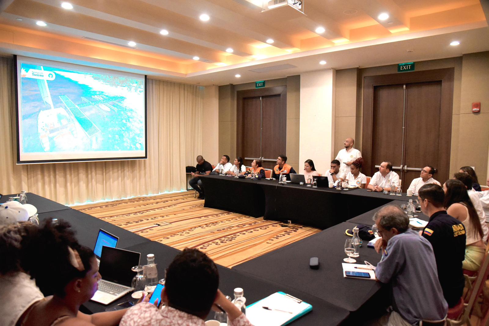 Avanza la socialización del embarcadero de Playa Blanca con las comunidades beneficiadas