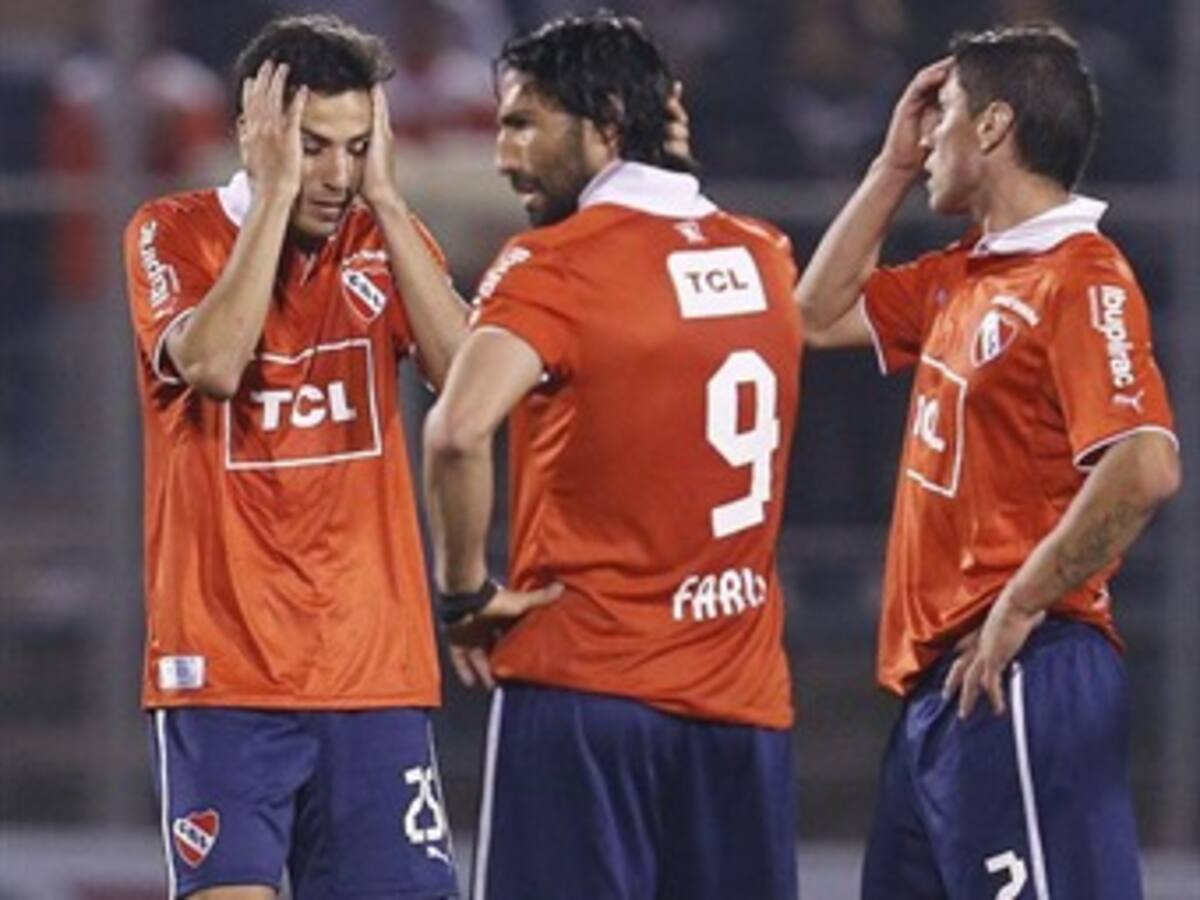 Universidad Católica venció a Independiente y está en semifinales de Copa Sudamericana
