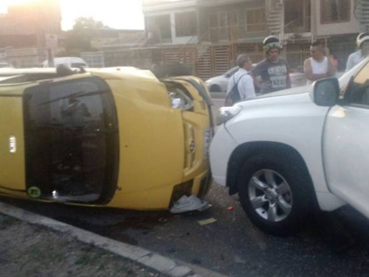Fuerte accidente en la Autopista Suroriental de Cali