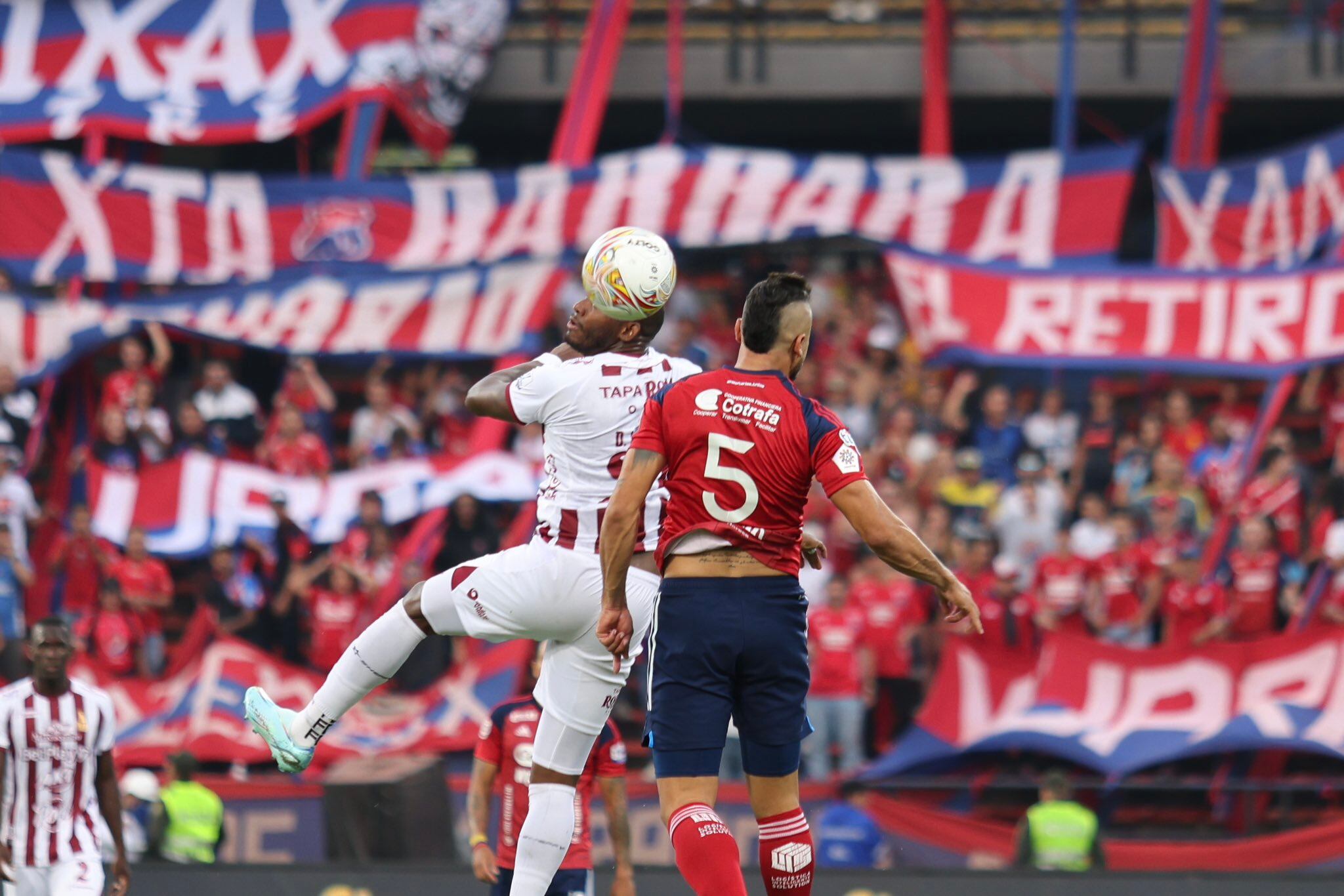 Duelo entre Independiente Medellín y Deportes Tolima en Liga / @cdtolima