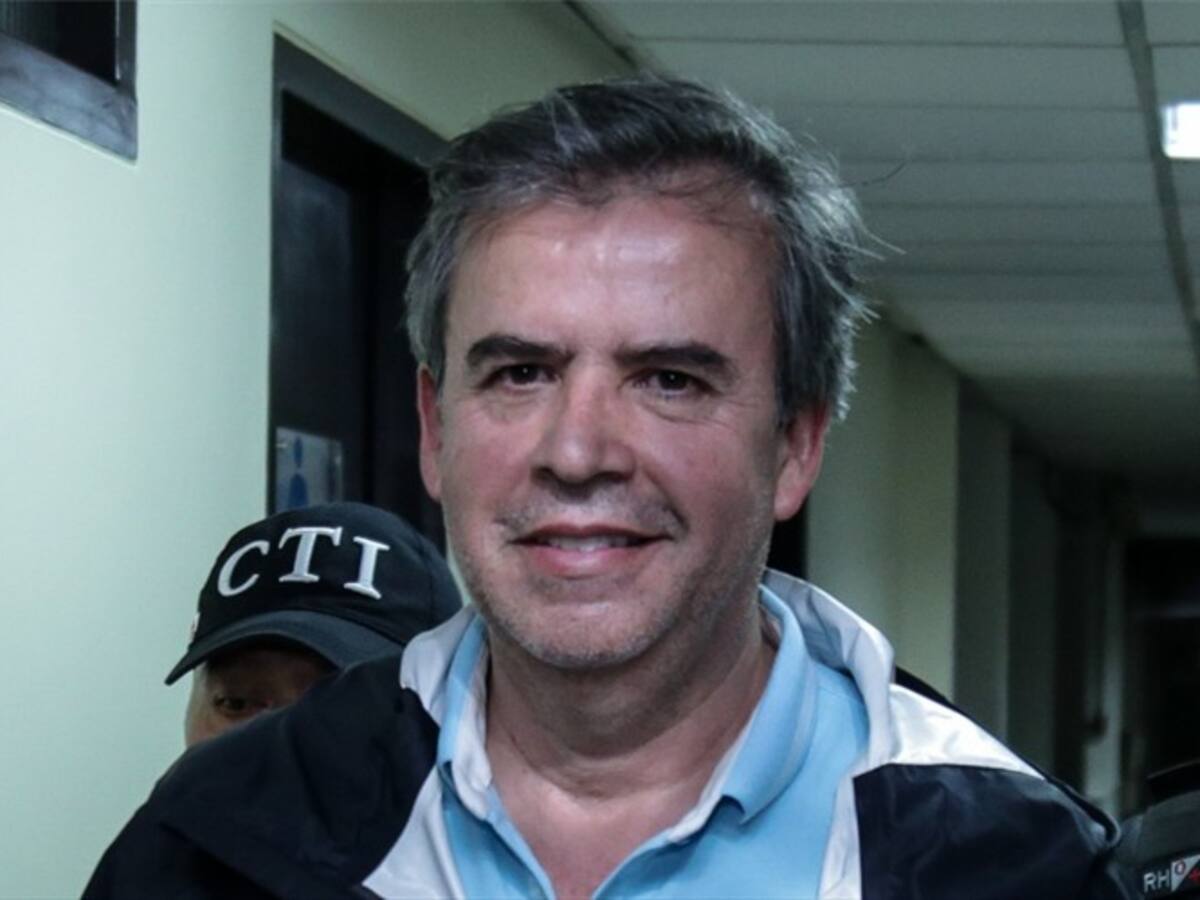 El capturado Álex Vernot es el último eslabón entre el presidente Gustavo Petro y Álvaro Leyva