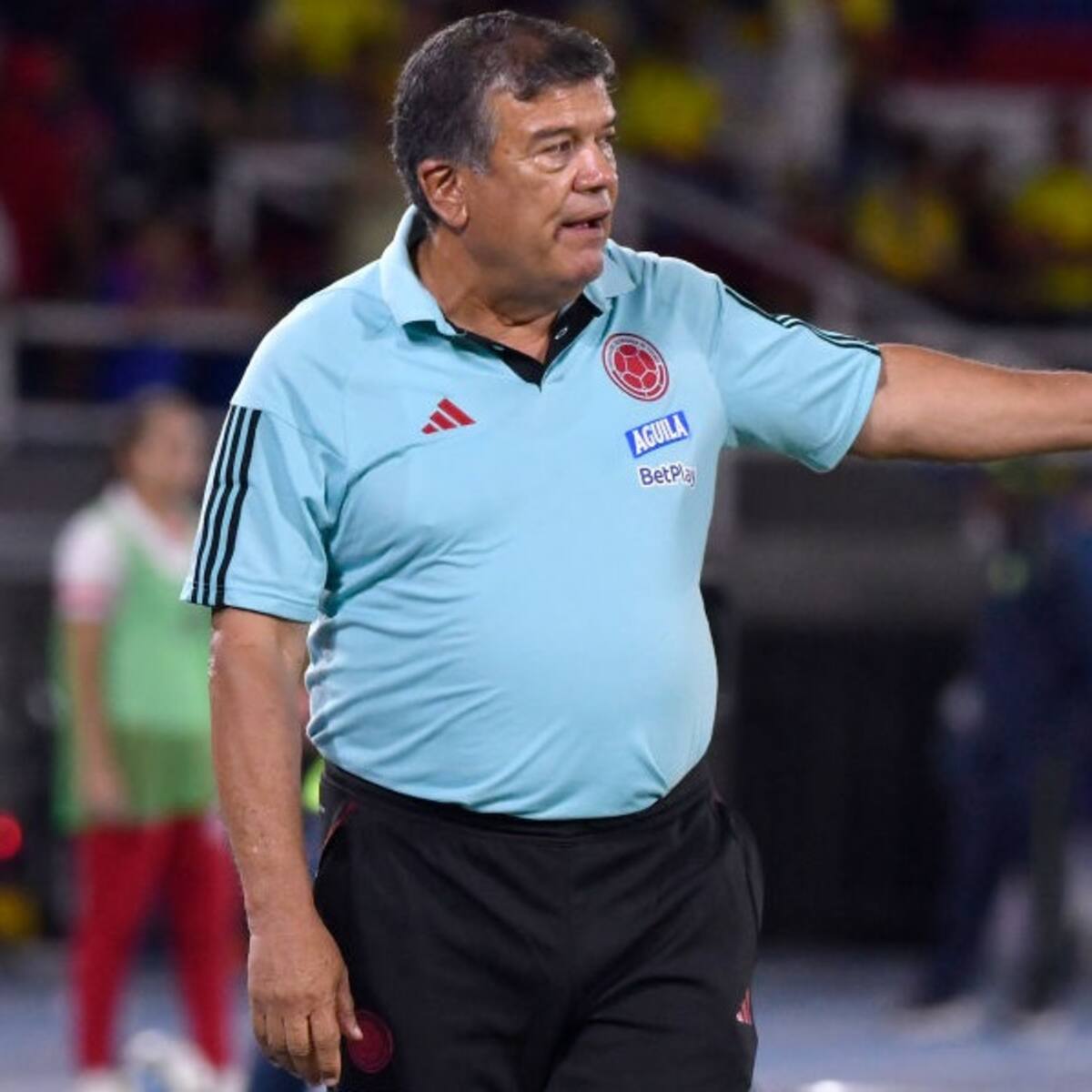 ¿Por qué Nelson Abadía no podrá dirigir los dos primeros juegos de Colombia en el Mundial?