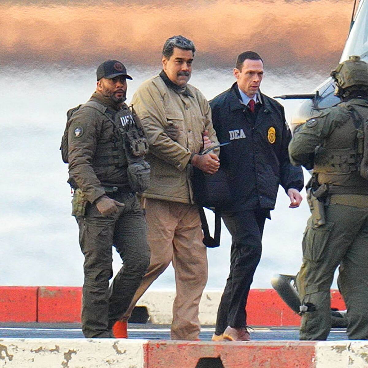 Maduro: estamos bien, somos unos luchadores, no estén tristes