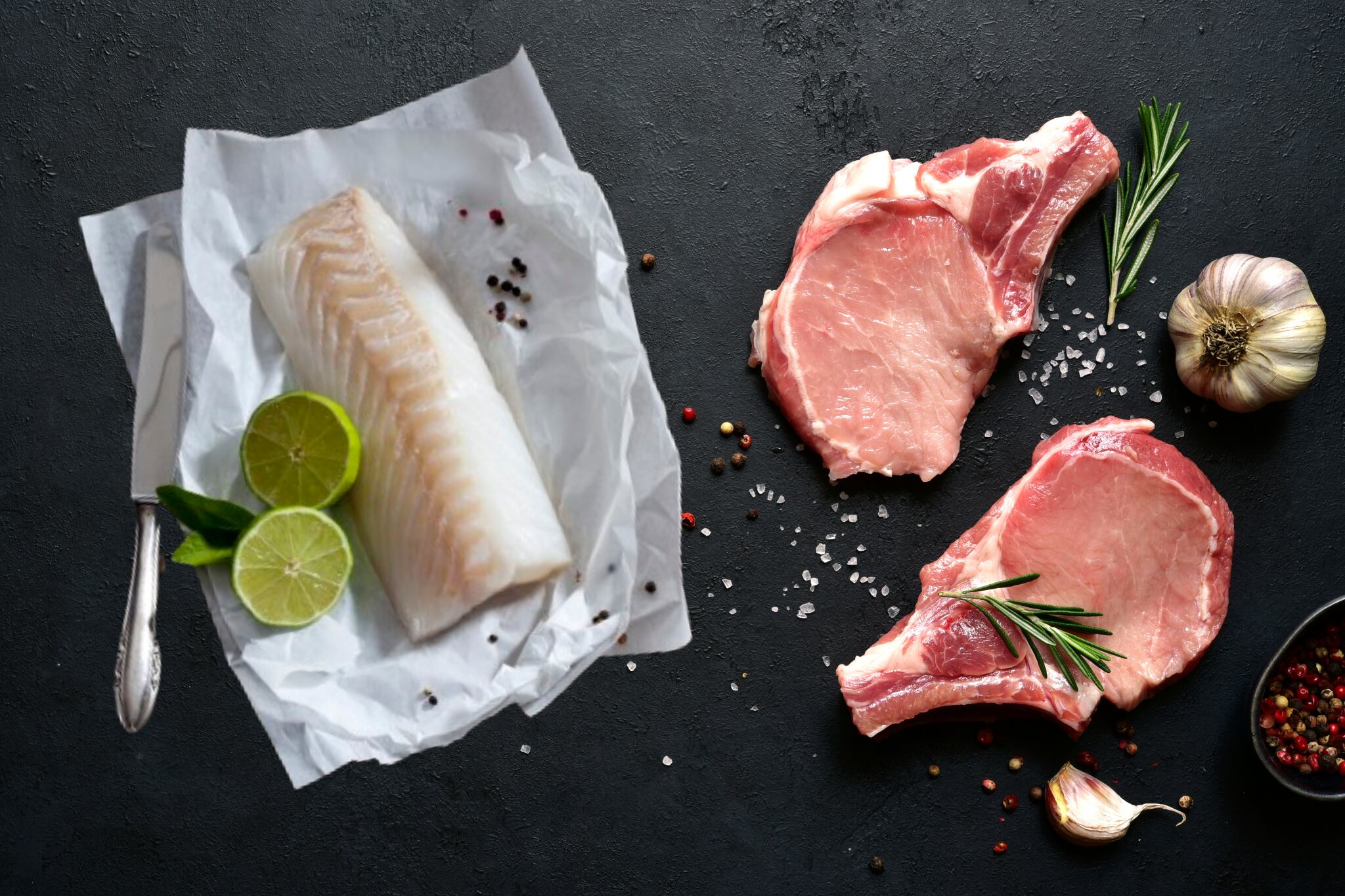 Qué es más saludable: la carne de cerdo o el pescado - Getty Images