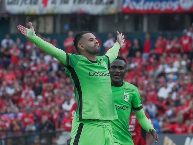 Edwin Cardona, jugador de Atlético Nacional en el clásico paisa de la Liga Colombiana 2025-II / Colprensa