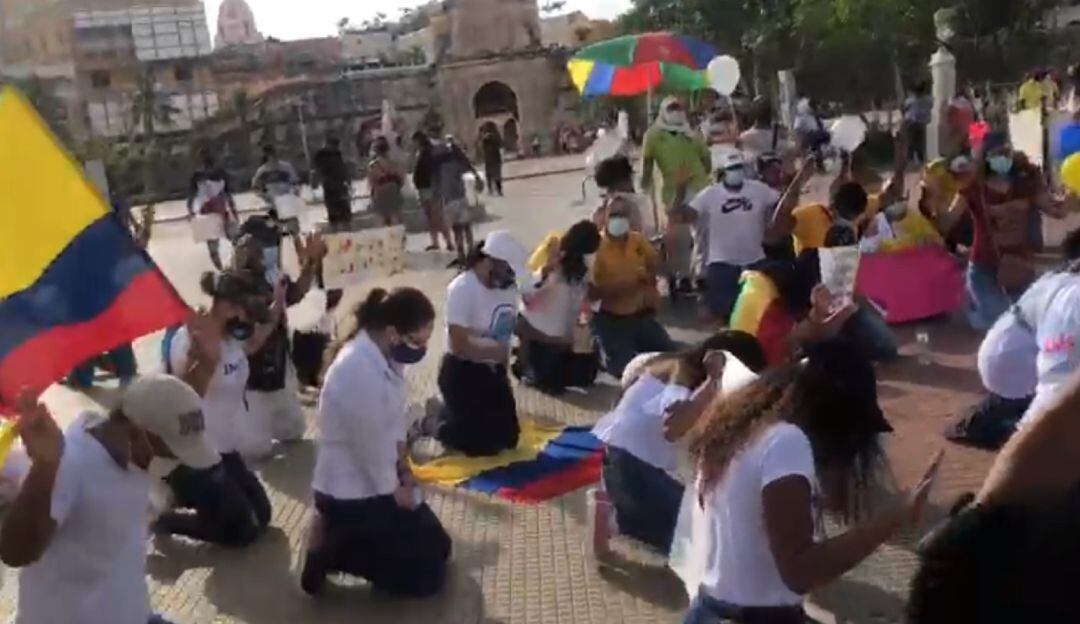 La caminata comenzará desde el Castillo de San Felipe, pasará por la zona de Chambacú hasta llegar a la Torre del Reloj en el Centro Histórico