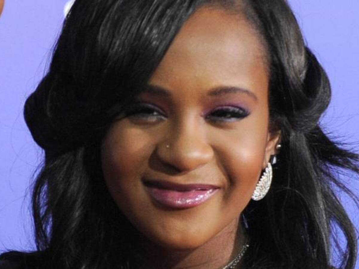 Bobbi Kristina Brown murió drogada y ahogada: forenses