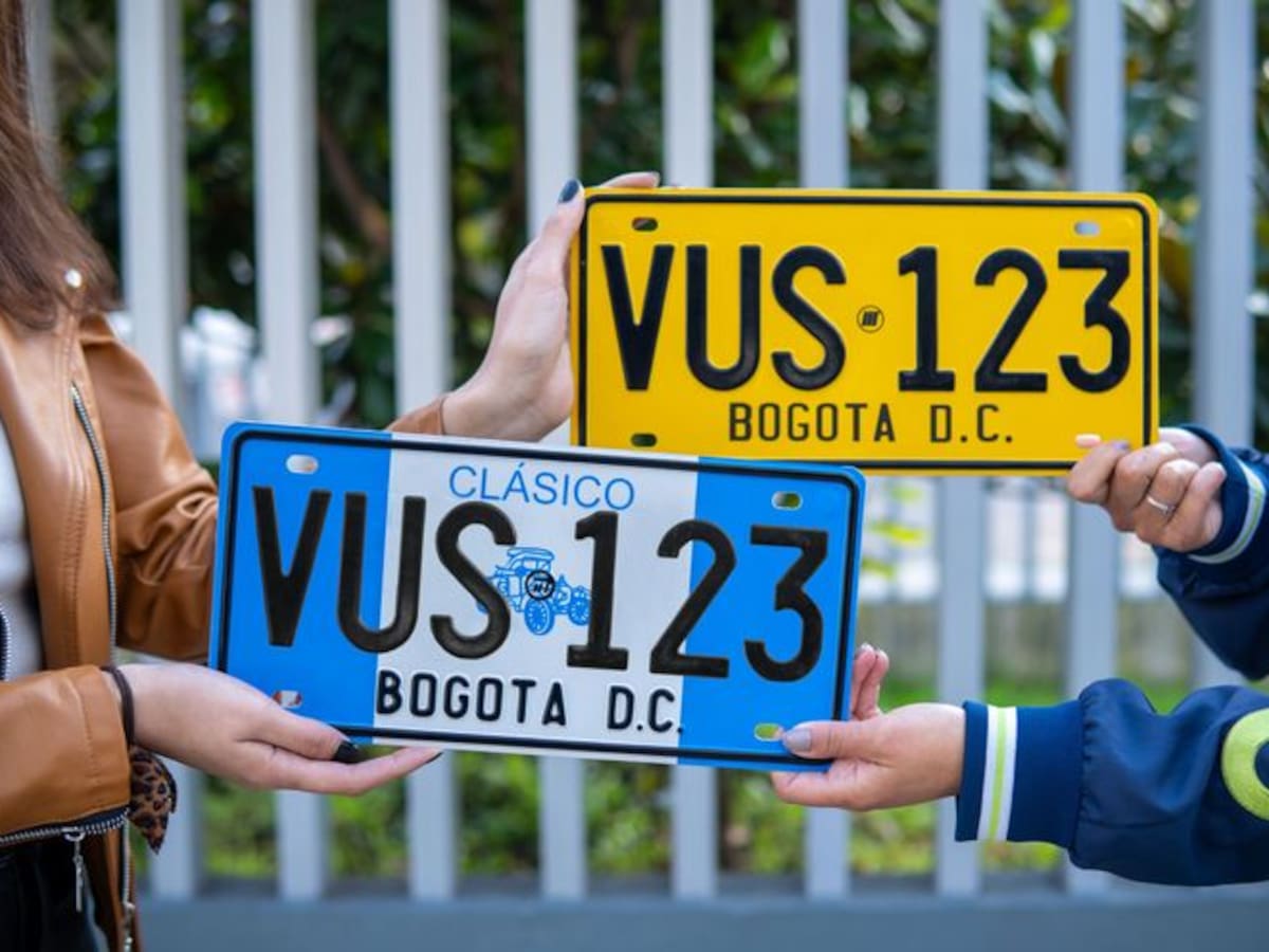 ¿Cómo se consigue la placa azul para carros antiguos en Colombia? Requisitos y paso a seguir