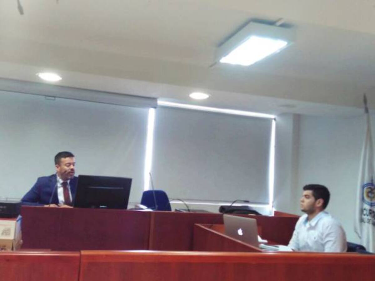 Destituyen e inhabilitan al gerente de IMDRI por corrupción en Juegos Nacionales