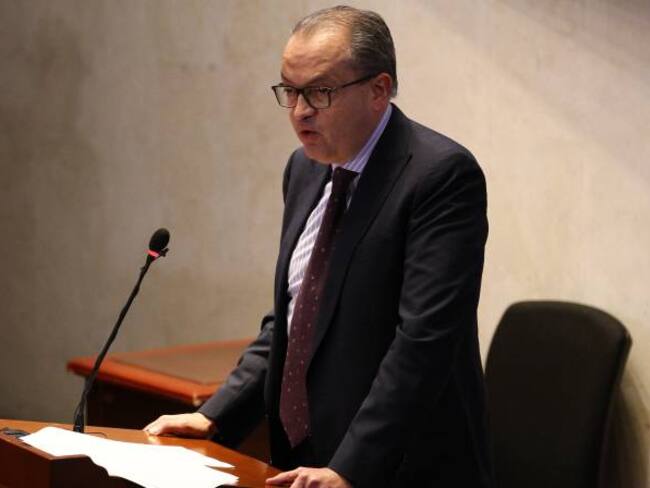 Contratistas del Estado no pueden participar en política: procurador