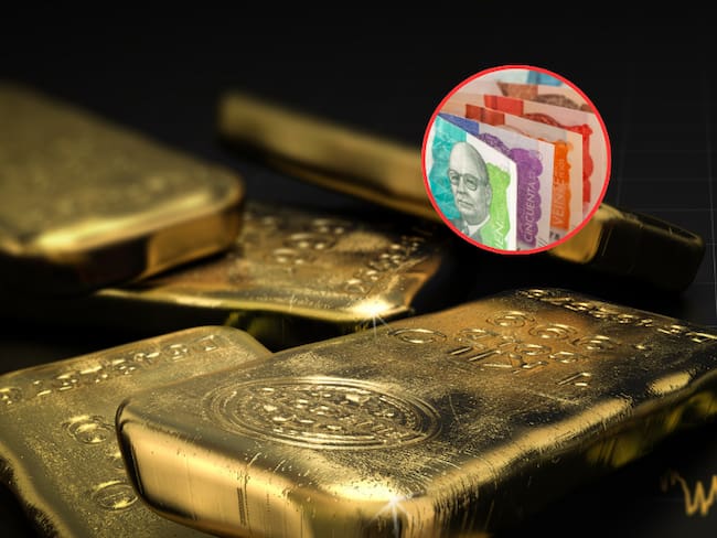Lingotes de oro y de fondo billetes colombianos (Fotos vía Getty Images)
