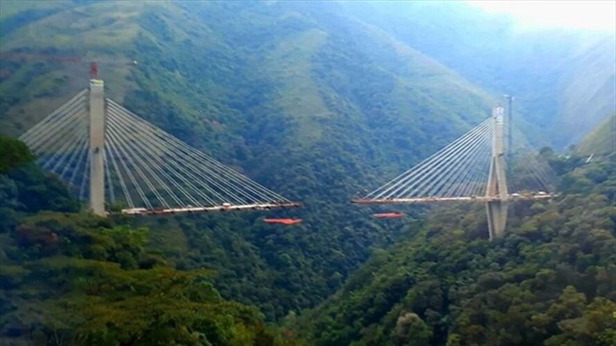 Medicina Legal se encuentra trabajando para terminar el proceso de identificación de los demás fallecidos.. Foto: