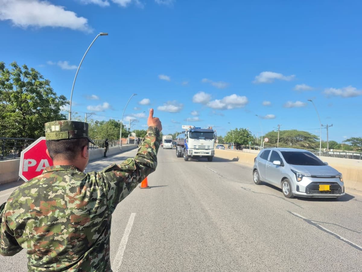 Más de 350 uniformados refuerzan seguridad vial en Atlántico y Magdalena este puente festivo