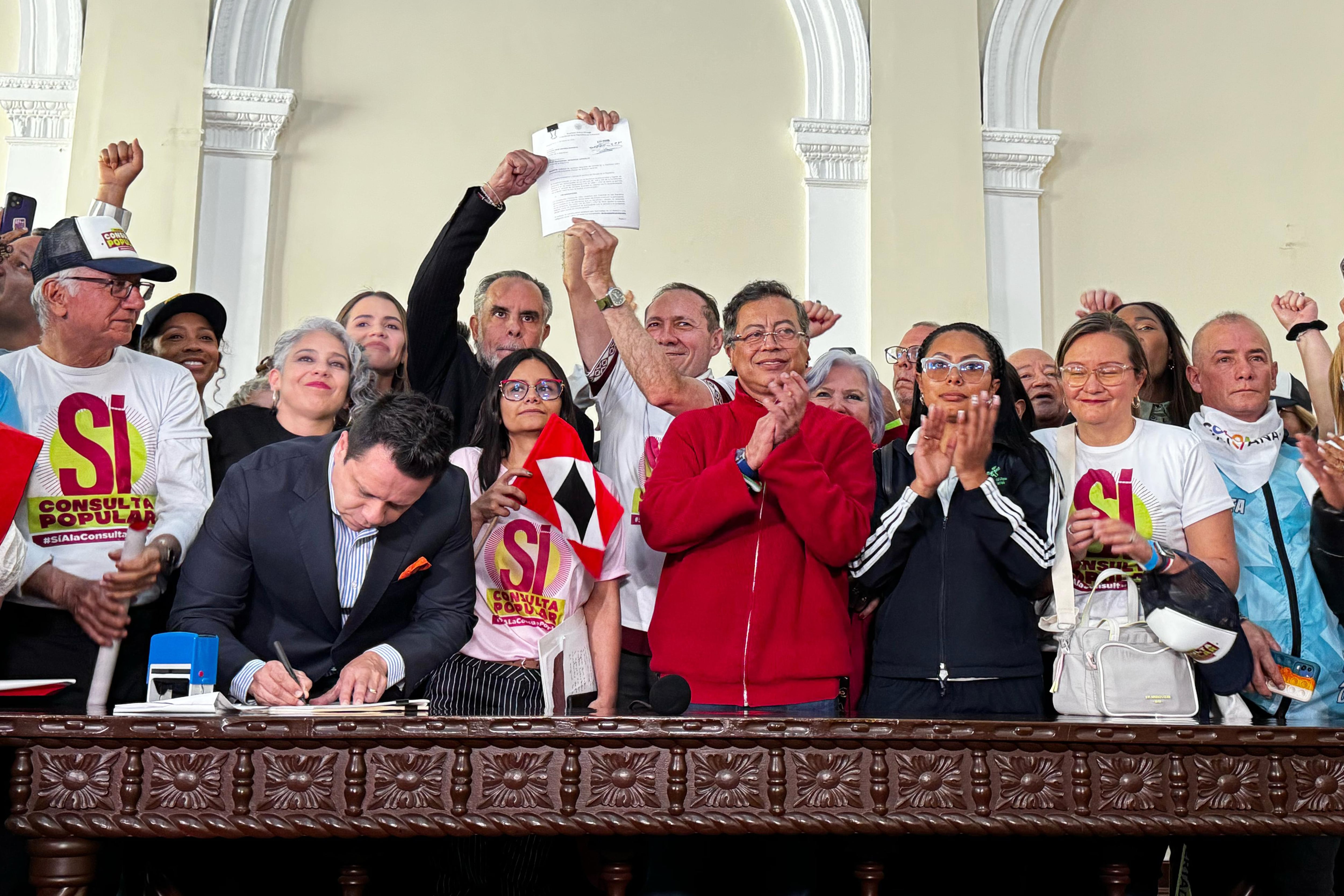 Gobierno y Pacto Histórico presentaron consulta popular. Foto: MinTrabajo
