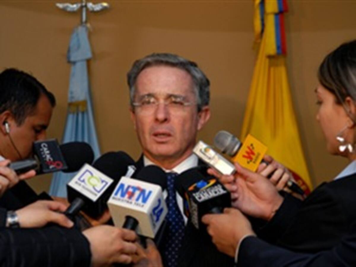 Uribe rechaza intimidación de gobiernos extranjeros para las elecciones