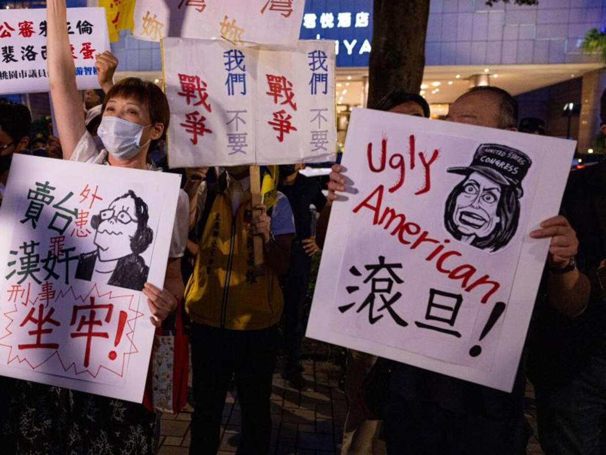 EE.UU. debe “pagar un precio por sus errores”: China