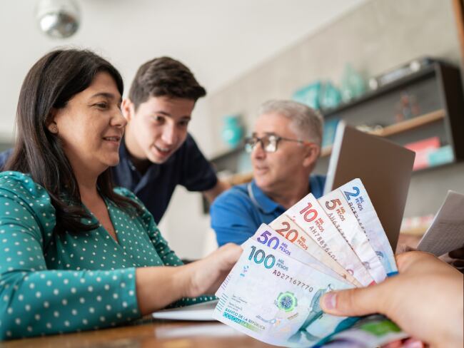 Devolución del IVA 2025. Foto vía Getty Images