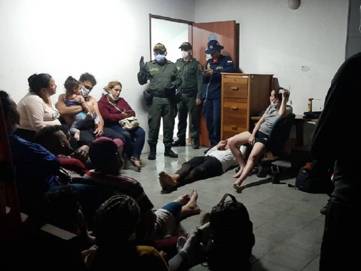 Rescataron a 21 migrantes que estaban a la deriva en el del Golfo de Urabá