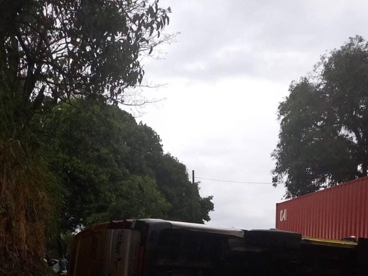 Accidente de tránsito deja dos fellecidos