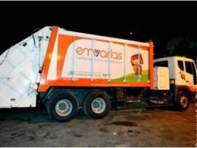 Abren de nuevo licitación de carros de basura en Medellín