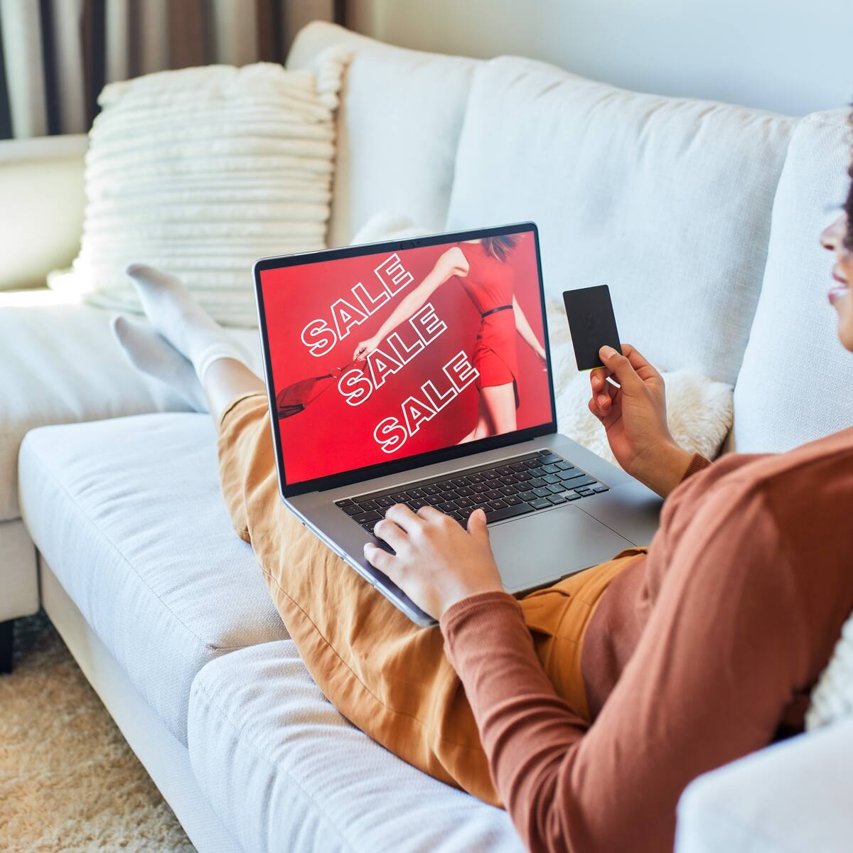 Cyber Monday HOY 1 de diciembre: tiendas, descuentos y regalos tecnológicos para Navidad 2025