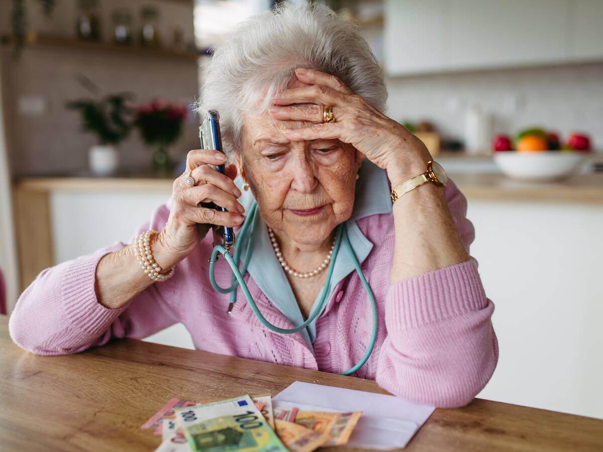 ¿Por qué las mujeres tienen más Alzheimer? Nuevo estudio cuestiona hipótesis comunes