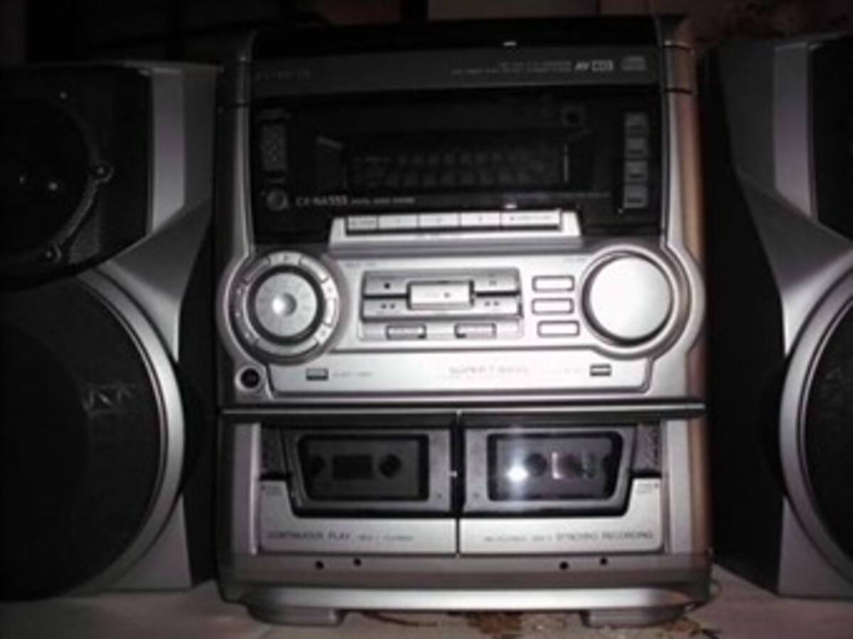 Escondida en un equipo de sonido y un televisor encuentran marihuana en Quindío